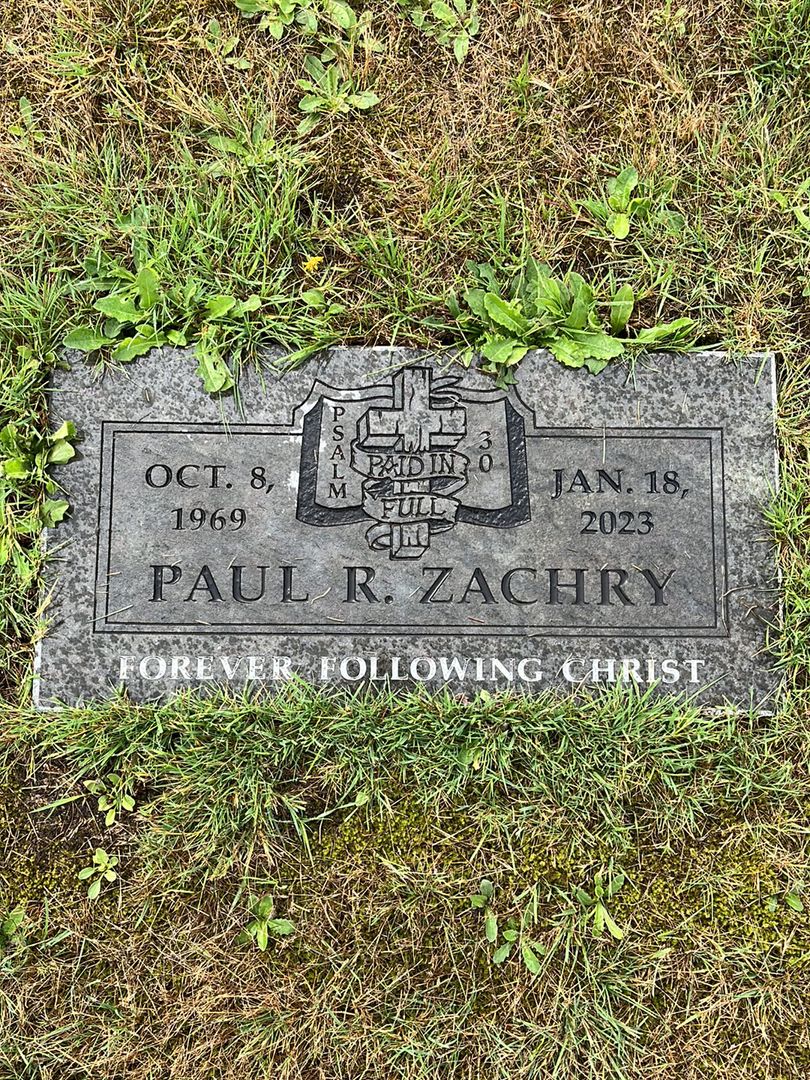 Paul R. Zachry's grave. Photo 1