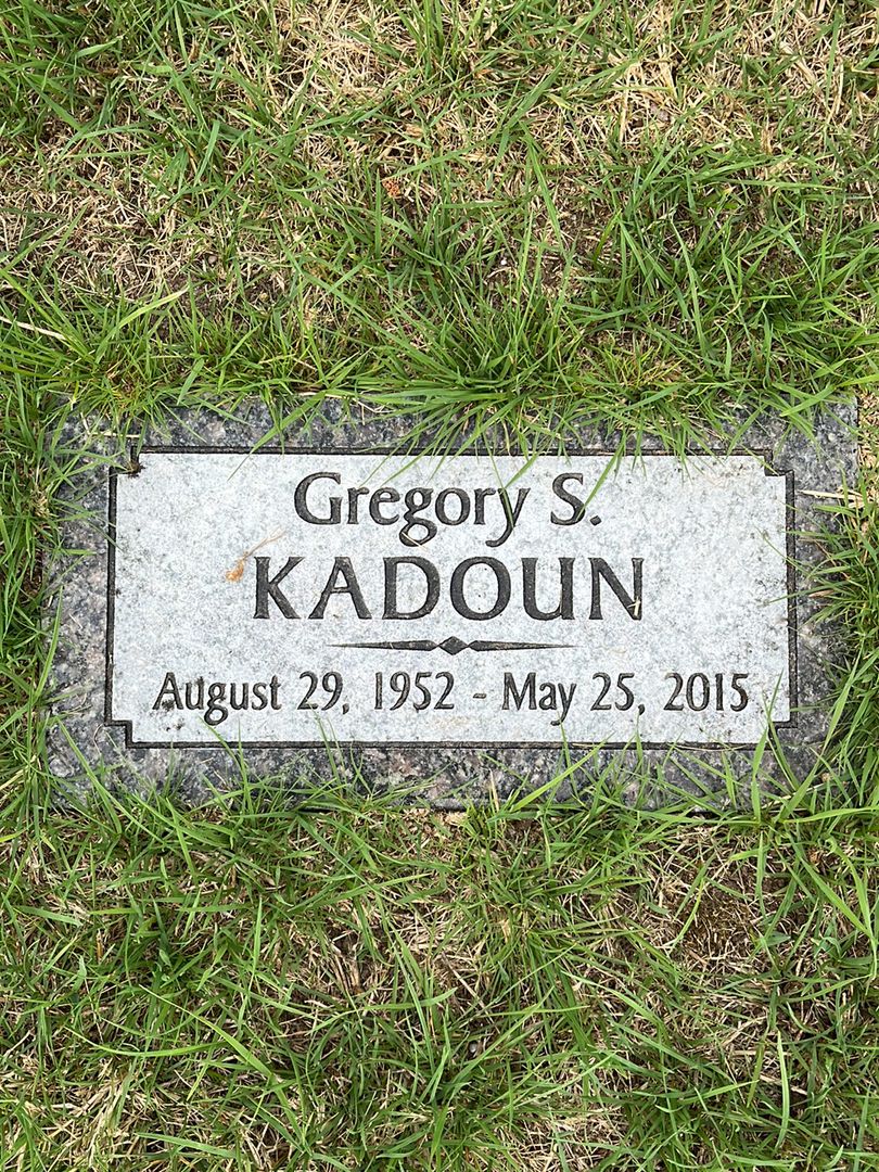 Alfred Ernest Kadoun's grave. Photo 1