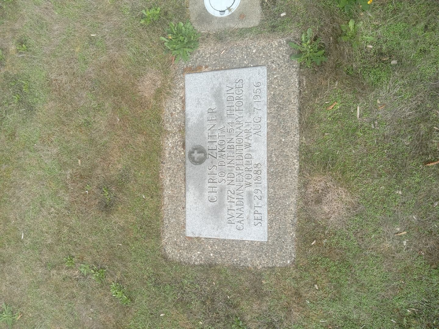 Chris Zeitner's grave. Photo 1