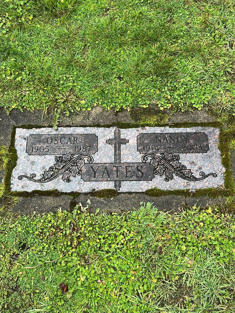 Nancy Marion Yates's grave. Photo 1
