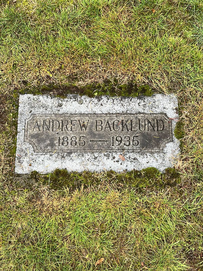 Andrew Backlund's grave. Photo 1